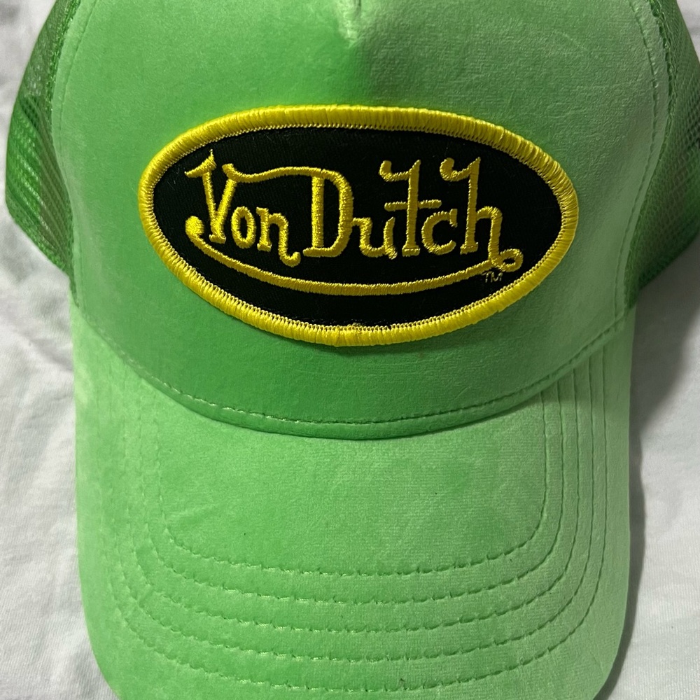 Von Dutch Neon Green Trucker Hat With Black Patch & Hollywood Velvet NWT